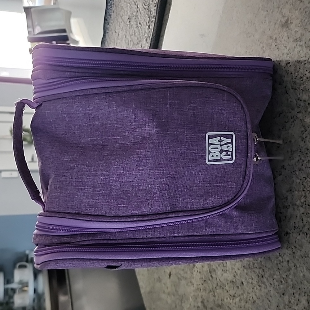 BOA CAY purple toiletry cosmetic travel bag!